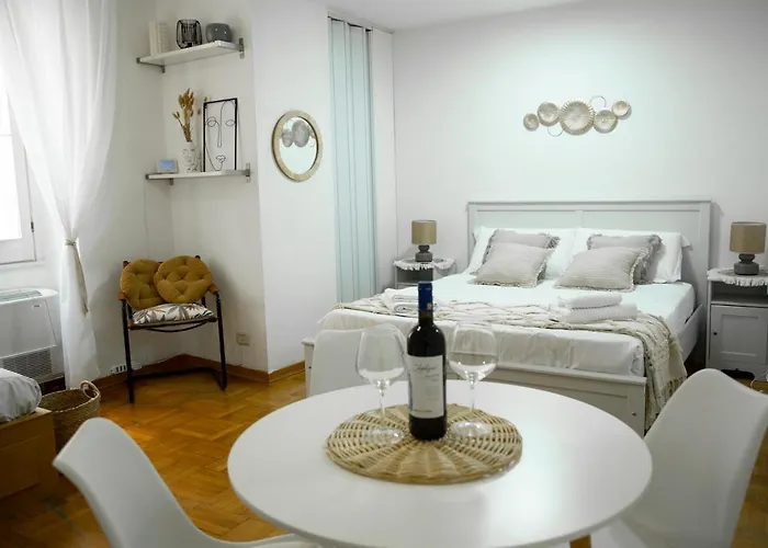 Shabby n Studio- Ai Fori Imperiali